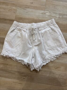 Casual White Drawstring Fringe Hem Women’s Shorts